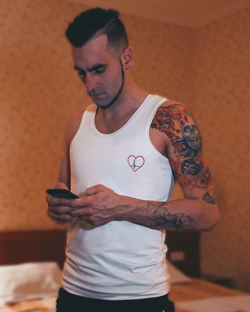 Connect mobile app with Smart Clothes - 1